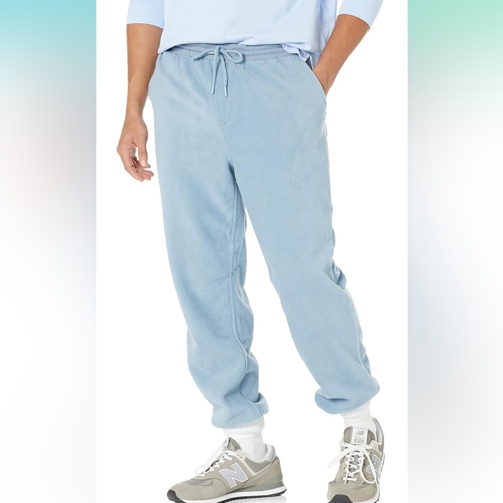 Amazon Essentials Men's Regular-Fit Microfleece Closed-Bottom Pants